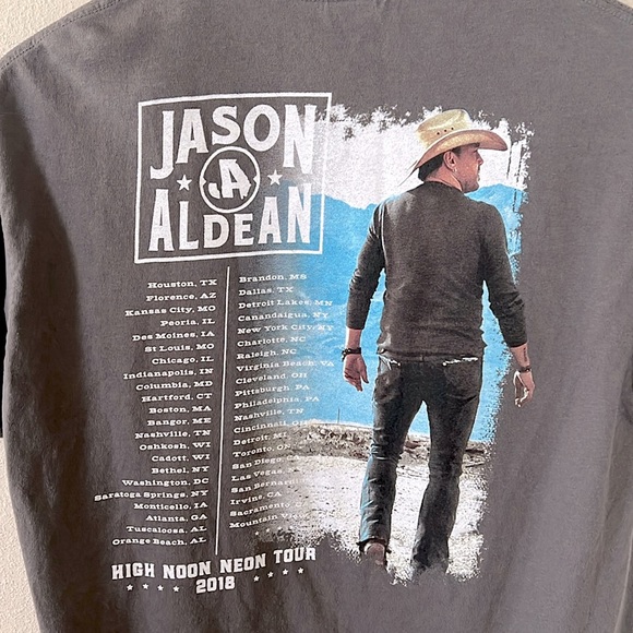 Jason Aldean 2017 Tour Shirt - Picture 4 of 8